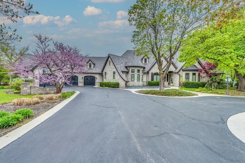 217 Haman Rd, Inverness, IL, 60010-5724 | Card Image