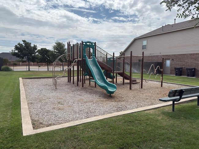 7009 Mcpherson Ln, House other with 3 bedrooms, 2 bathrooms and 2 parking in Midland TX | Image 87