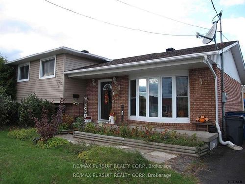 90 Lang St, Cobalt, ON, P0J1C0 | Card Image