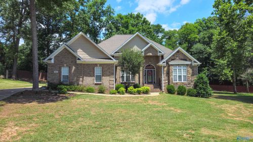 105 Karissa Pointe Cir, Huntsville, AL, 35811-6305 | Card Image