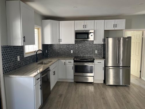 56 Franklin St, Somersworth, NH, 03878-2513 | Card Image