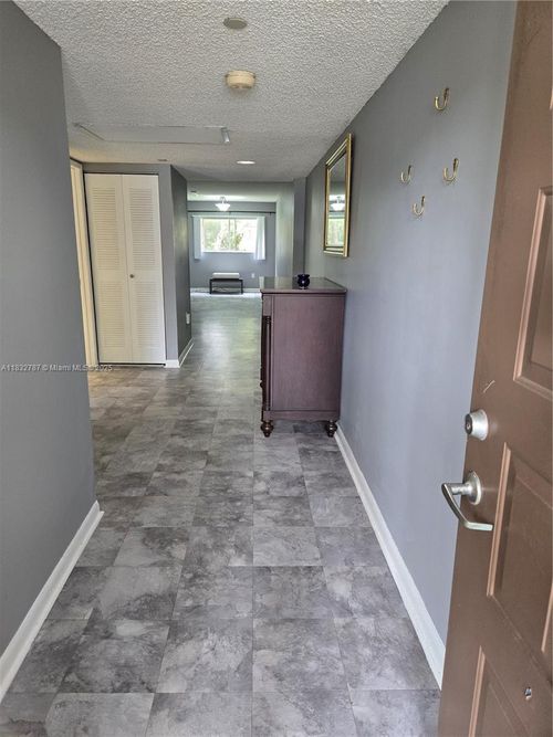 apt-111n-800 Sw 142nd Ave, Pembroke Pines, FL, 33027-1570 | Card Image