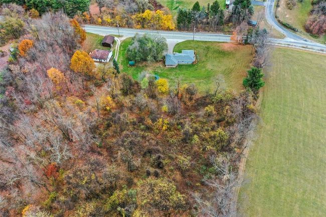 2425 Us Route 30, House other with 3 bedrooms, 2 bathrooms and 2 parking in Hookstown PA | Image 23