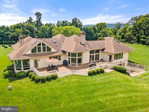 18291 Calumet Ln, BLUEMONT, VA, 20135-1869 | Card Image