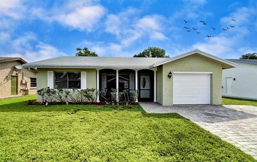 8240 Nw 94th Ave, Tamarac, FL, 33321-1444 | Card Image