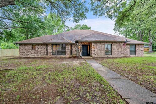 5803 Stoneleigh Dr, Tyler, TX, 75703-5641 | Card Image