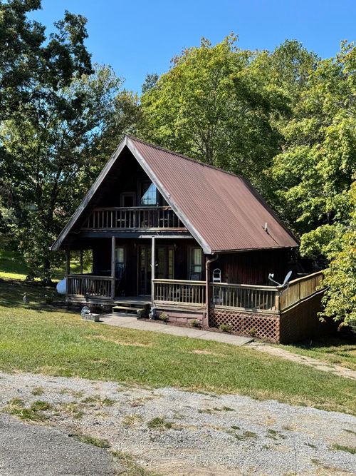 33 Shady Ln, Wellington, KY, 40387-8553 | Card Image