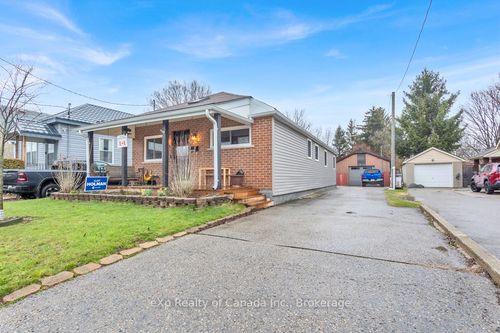 762 Little Hill St, London, ON, N5Z1M9 | Card Image