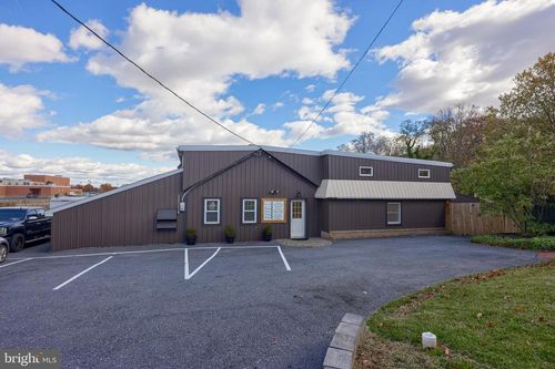 837 Centerville Rd, LANCASTER, PA, 17601-1413 | Card Image