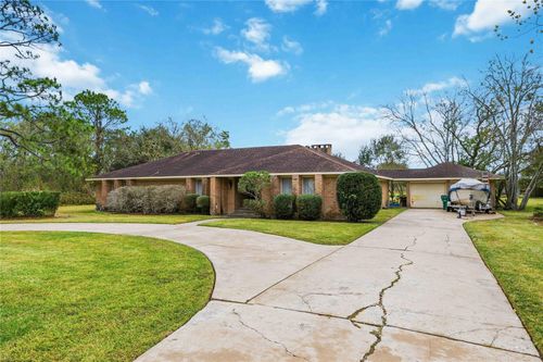 4113 County Road 424, Alvin, TX, 77511-5144 | Card Image