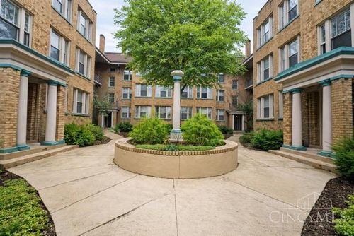 3896 Reading Rd, Cincinnati, OH, 45229-1643 | Card Image