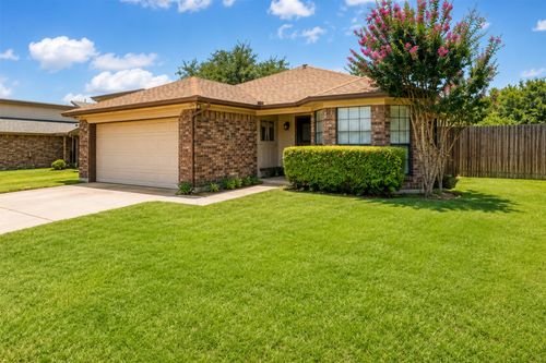 6508 Fairview Drive, Watauga, TX, 76148 | Card Image
