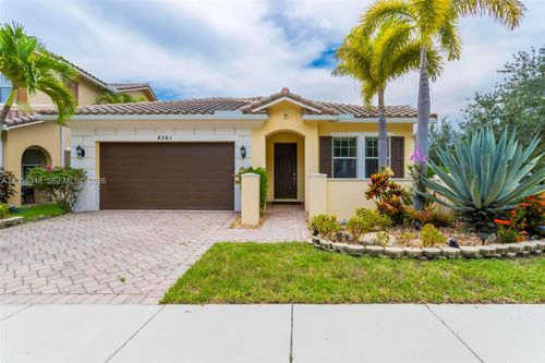8361 Nw 120th Way, Coral Springs, FL, 33076-3547 | Card Image