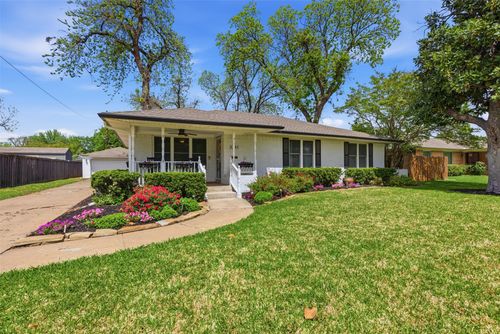 3241 Lockmoor Ln, Dallas, TX, 75220-1631 | Card Image