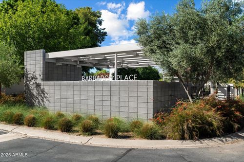 7005 N Barbados Pl, Phoenix, AZ, 85021-8761 | Card Image