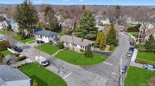 1304 Birch Hill Ln, Mamaroneck, NY, 10543-1216 | Card Image