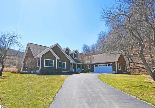 11001 W Pitch Apple Ln, Empire, MI, 49630-9642 | Card Image