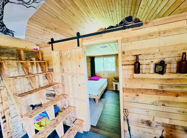 Entrance to Bed 1 | Image 6