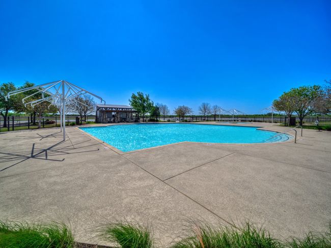 2040 Old Glory Ln, House other with 3 bedrooms, 2 bathrooms and null parking in Heartland TX | Image 28
