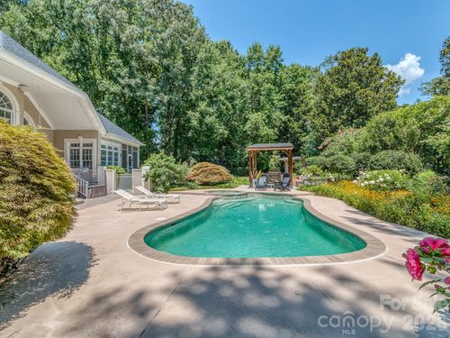 1733 White Pond Ln, Waxhaw, NC, 28173-8371 | Card Image