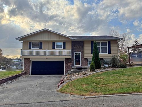 603 E John St, Washington, IN, 47501-1641 | Card Image