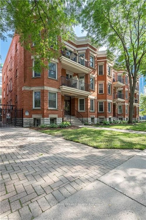 301-275 Queens Avenue, London East, ON, N6B1X2 | Card Image