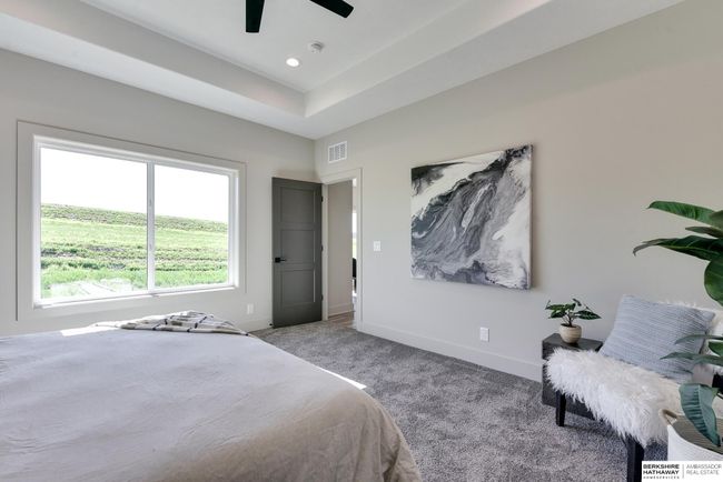 11106 N 161 St St, House other with 5 bedrooms, 3 bathrooms and 3 parking in Bennington NE | Image 28