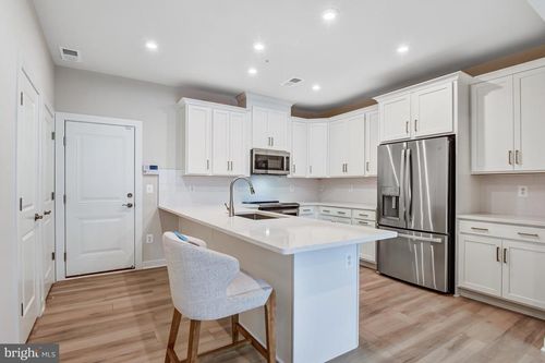 40a-13653 Innovation Station Loop, HERNDON, VA, 20171-6509 | Card Image