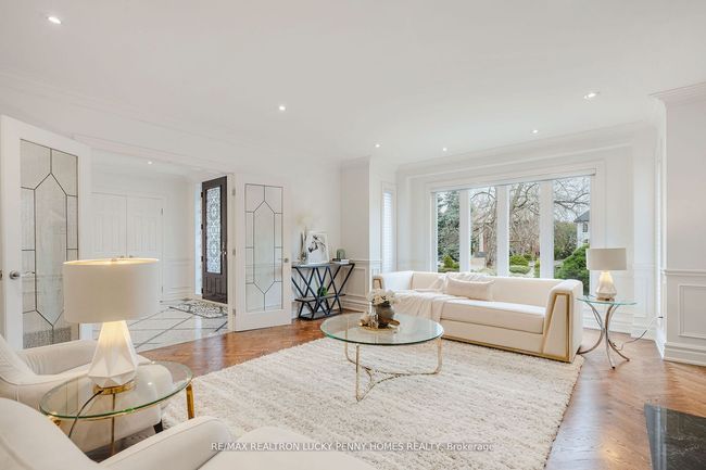 16 Noble St, House other with 7 bedrooms, 6 bathrooms and 12 parking in Markham ON | Image 8