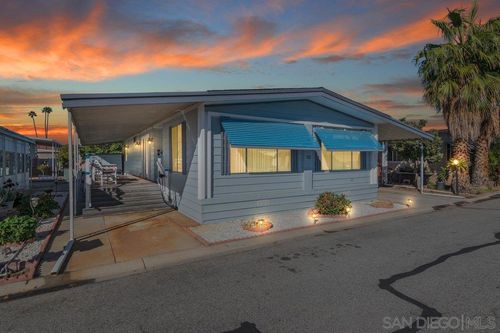 32-5001 W Florida Ave, Hemet, CA, 92545-3809 | Card Image
