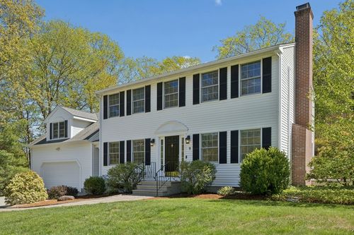9 Wood Dr, Mendon, MA, 01756-1253 | Card Image