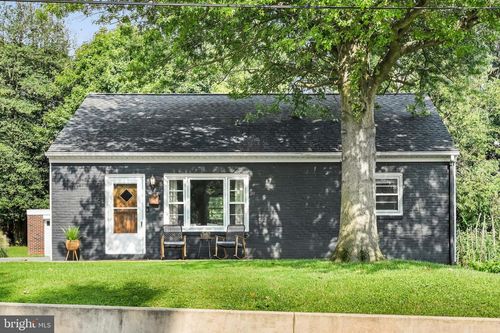 416 N Prince St, MILLERSVILLE, PA, 17551-1406 | Card Image
