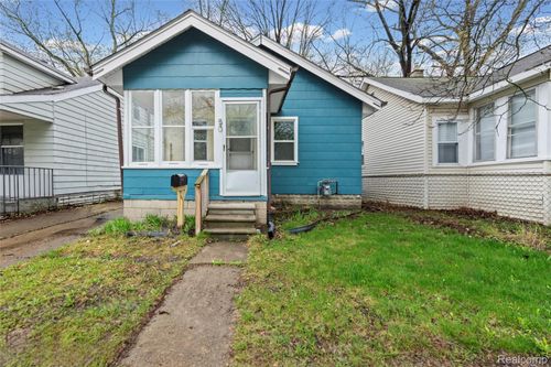 50 E Hayes Ave, Hazel Park, MI, 48030-2516 | Card Image