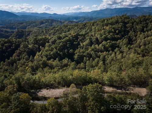 931 Mountainside Dr, Bryson City, NC, 28713-6216 | Card Image