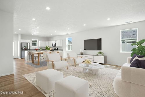 3333 N Corvus St, Post Falls, ID, 83854-3811 | Card Image