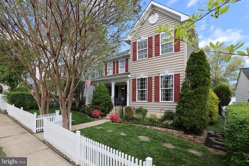 42900 Kirkland St, ASHBURN, VA, 20147-3667 | Card Image