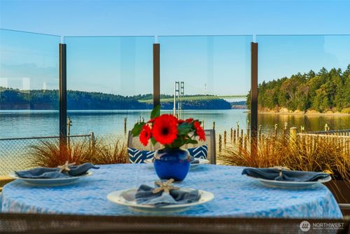 8802 6th Ave, Tacoma, WA, 98465-1005 | Card Image