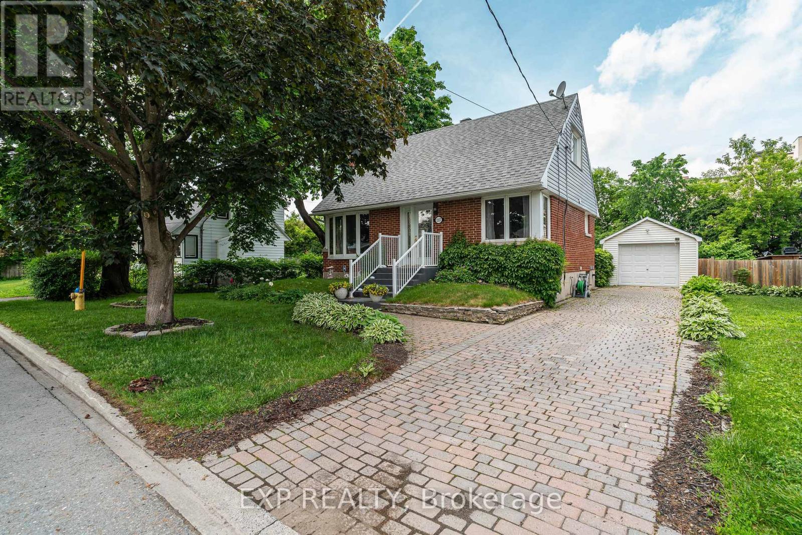 Residential in Ottawa