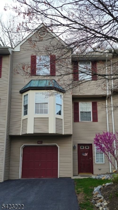 117 Pinehurst Dr, Washington, NJ, 07882-1595 | Card Image