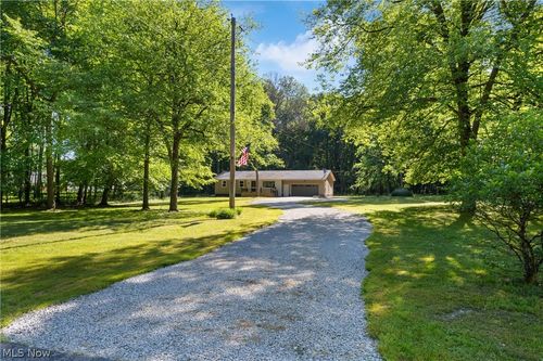 1075 Ne River Rd, Lake Milton, OH, 44429-9787 | Card Image