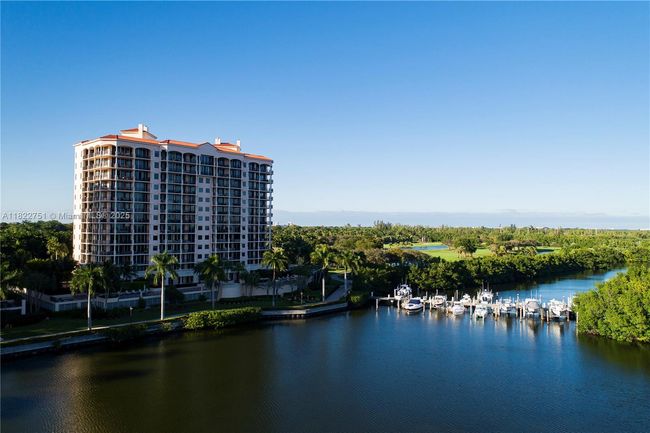 APT-101 - 13611 Deering Bay Dr, Condo with 3 bedrooms, 4 bathrooms and null parking in Coral Gables FL | Image 24