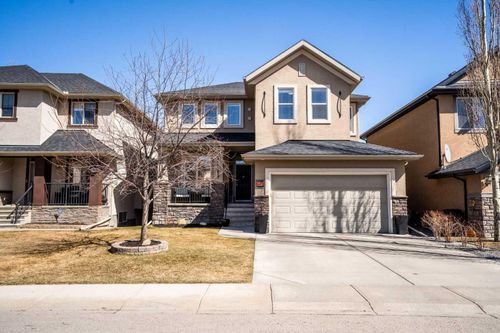 54 Tuscany Estates Point Nw, Home with 5 bedrooms, 3 bathrooms and 2 parking in Calgary AB | Card Image