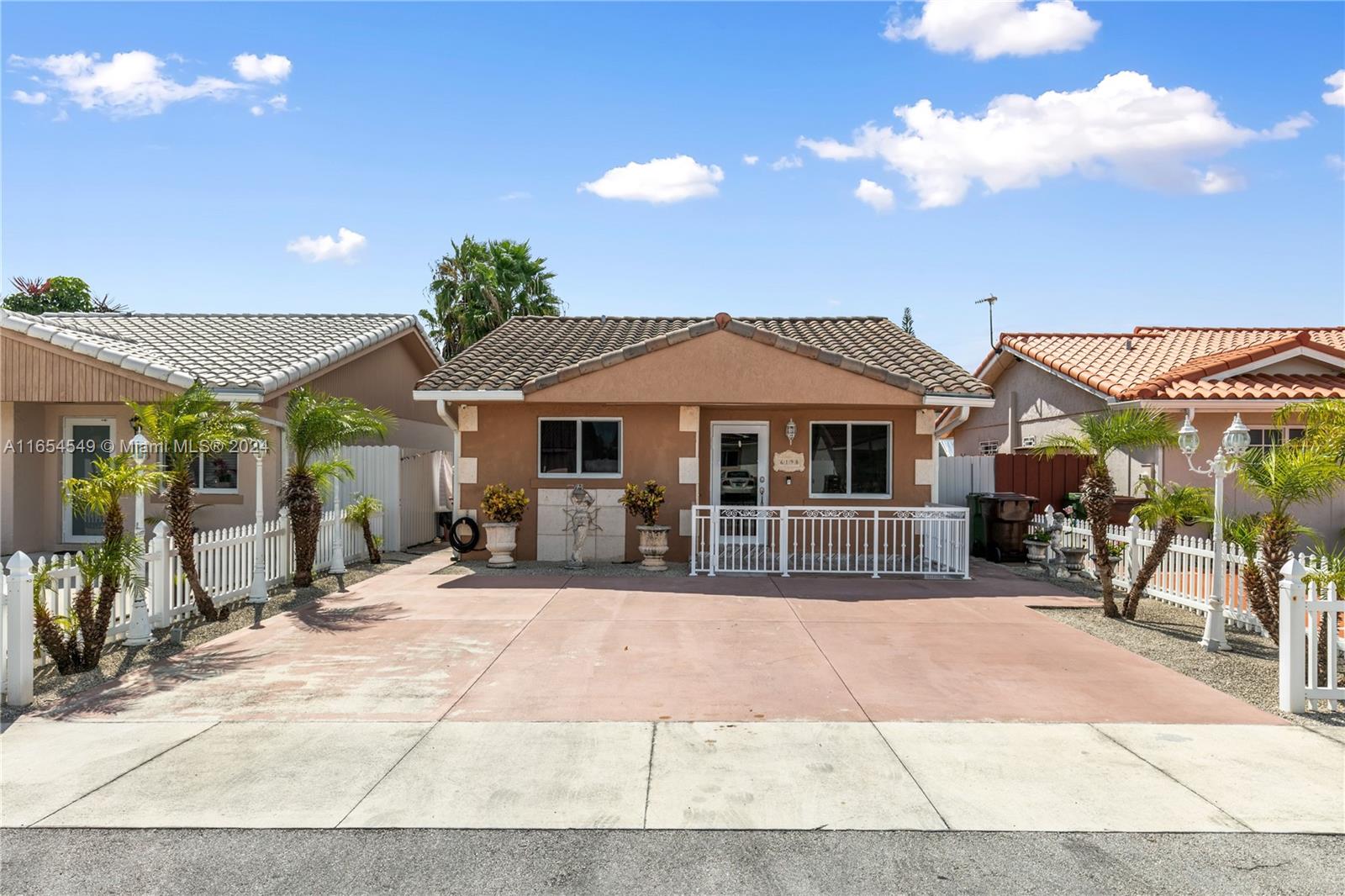 22nd Ln, Hialeah, FL 33016