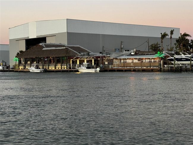 Pelican Alley Restaurant and Marina | Image 65