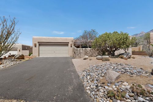 2770 Wolfberry Pl Ne, Albuquerque, NM, 87122-1227 | Card Image