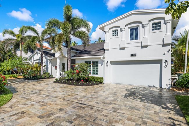 4261 Ne 24 Th Ave, House other with 4 bedrooms, 3 bathrooms and null parking in Lighthouse Point FL | Image 4