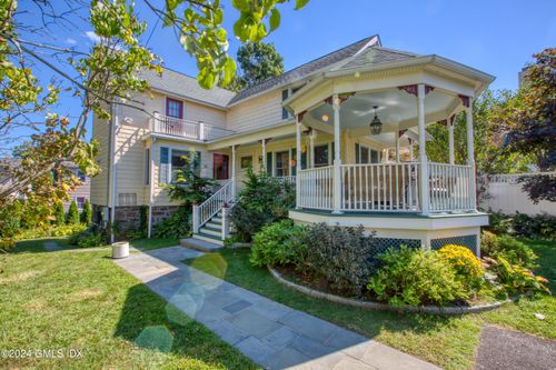 27 Kirby St, Greenwich, CT, 06830-6810 | Card Image