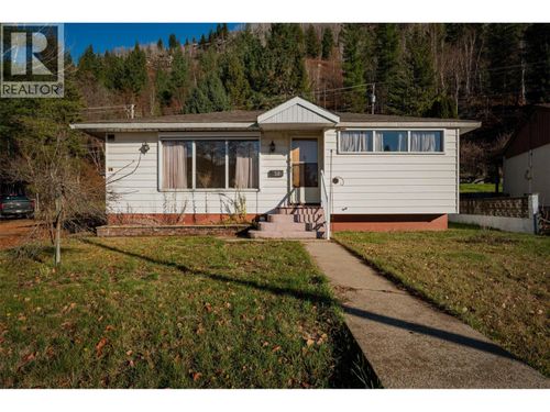 39 Hillside Dr, Trail, BC, V1R1G7 | Card Image