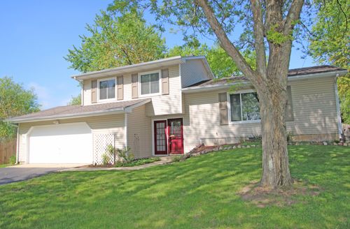 50 Asbury Ln, Cary, IL, 60013-1938 | Card Image