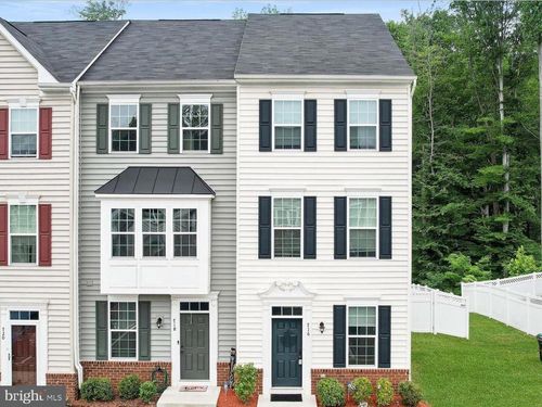 716 River Crest Way, FREDERICKSBURG, VA, 22405-1238 | Card Image